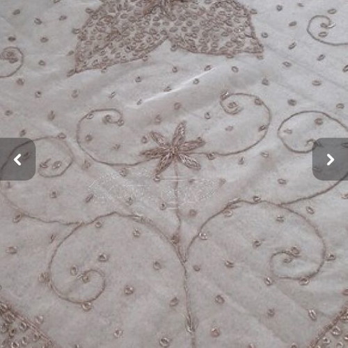 Table linen set like new with tablecloth, runner, and napkins