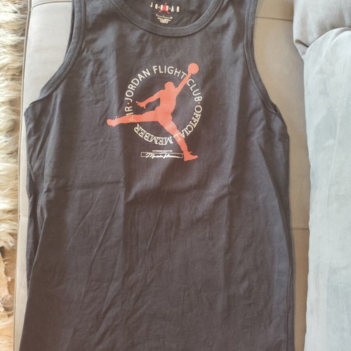 Jordan sleeveless shirt small size like new, grey