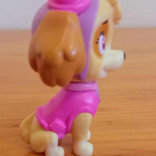 Skye figure from Paw Patrol like new, 5 cm