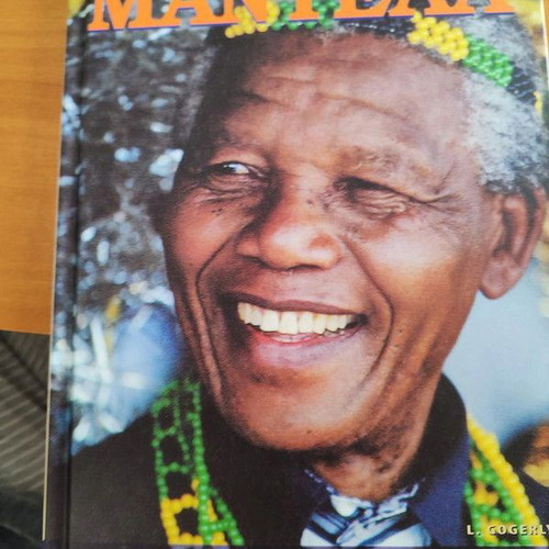 Nelson Mandela biography used, Savvala editions