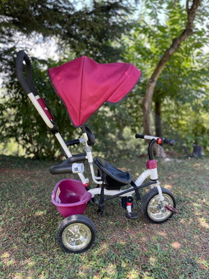 Children's tricycle with rotating seat, parent handle and sunshade, new