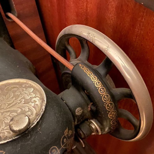 Singer Antique Sewing Machine