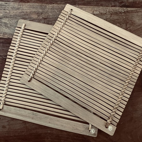 Two square bamboo placemats with durable rope, 30 cm