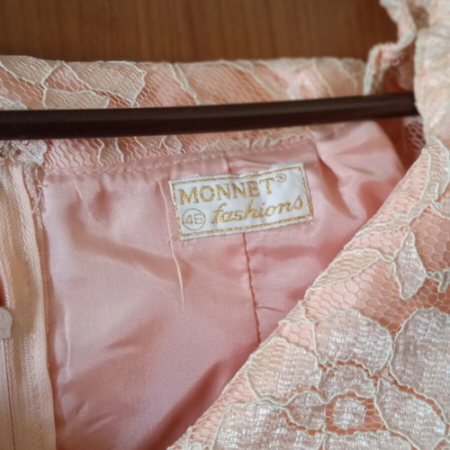 Formal dress like new, size M, pink taffeta with lace details