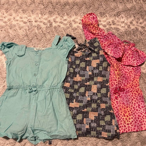 Set of 3 one-piece shorts like new, 104-110 cm
