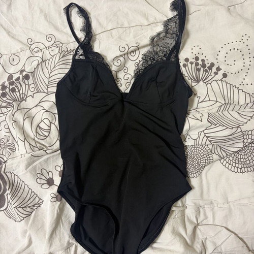 Black lace bodysuit new with adjustable straps