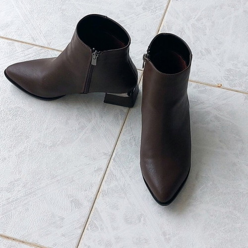 Brown ankle boots new no 39 with thick heel