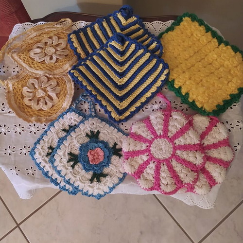 Kitchen potholders crochet like new, handmade vintage for decoration