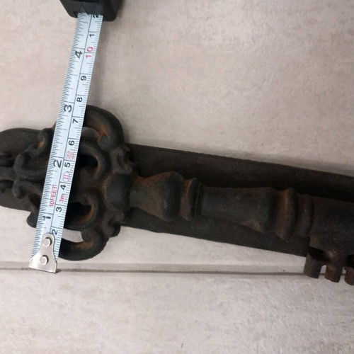Iron door latch used, size 22