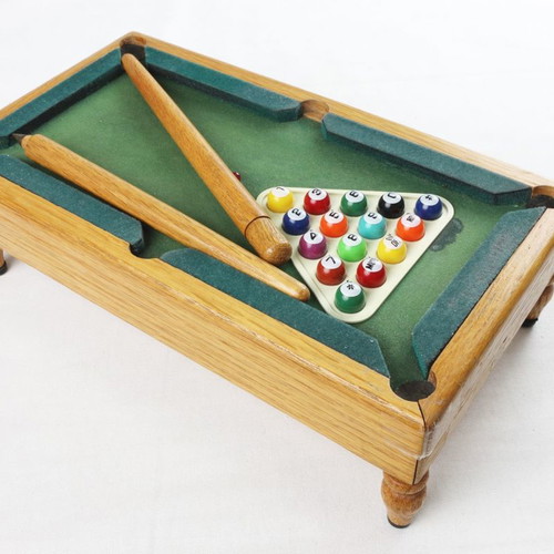 Collectible wired billiard-shaped telephone new