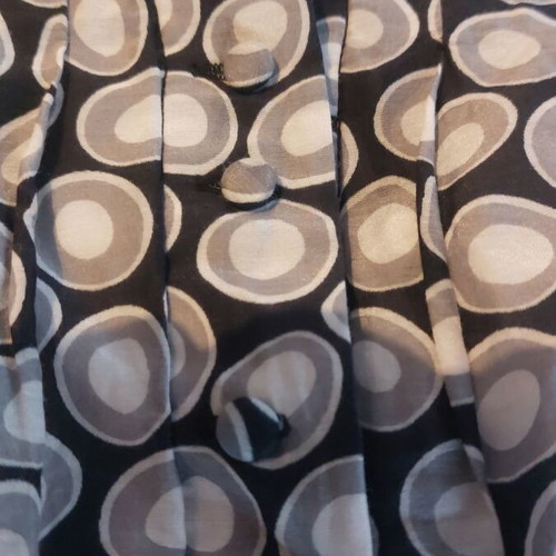 More skirt like new, white and gray, size L/40/12