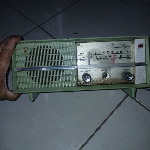 National radio from 1960 used, for spare parts