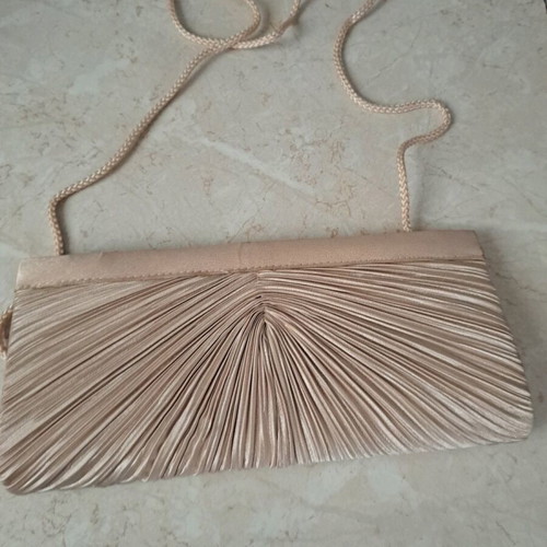 Beige shoulder bag like new