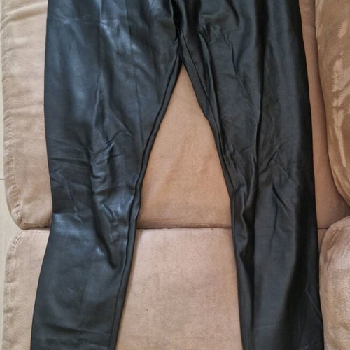 Vinyl leggings Hollister like new, black