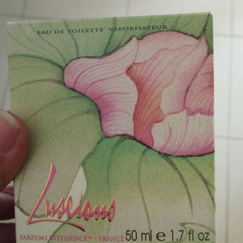 Luscious vintage authentic perfume Eau de Toilette 50 ml like new
