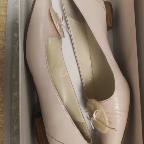Mourtzi leather women's low-heeled pointed ballerinas size 37 like new, pink