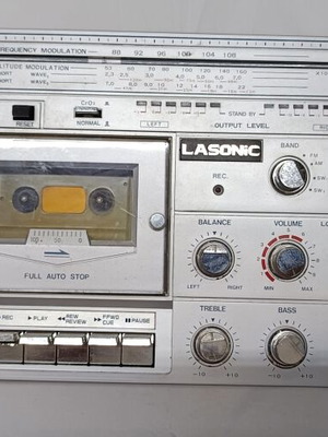 Lasonic L81 κασετόφωνο μεταχειρισμένο για ανταλλακτικά, δεν λειτουργεί πλήρως