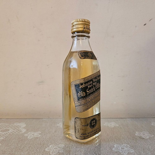 Johnnie Walker 12yo Black Label whisky miniature new, sealed