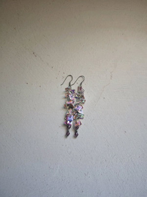 Earrings with iridescent elements like new, length 7cm