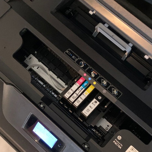 HP OfficeJet 6950 multifunction printer like new with Wifi and LAN