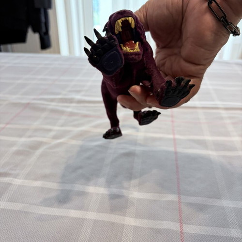 Mattel Panthor Purple Cat Masters of the Universe MOTU 2001 Armor Push Button used, small velvet wear