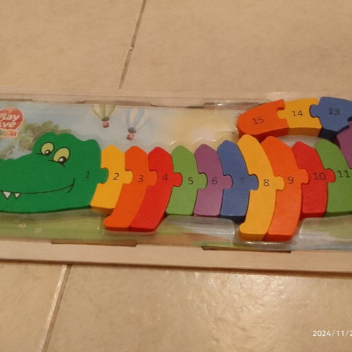 Number puzzle like new, educational toy