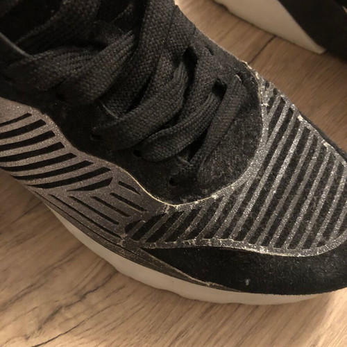 Hogan sneakers used, black, sizes 40-41, repaired decorative details