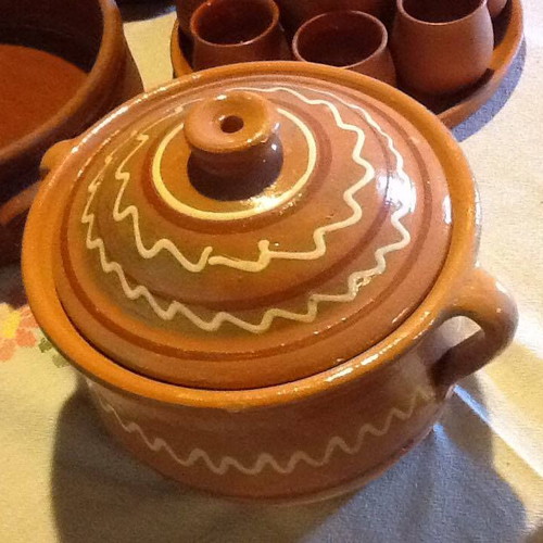 Clay pot new, suitable for decoration with scratches