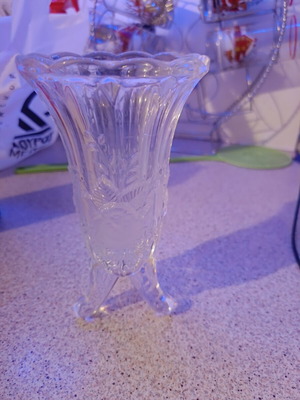 Crystal vase like new