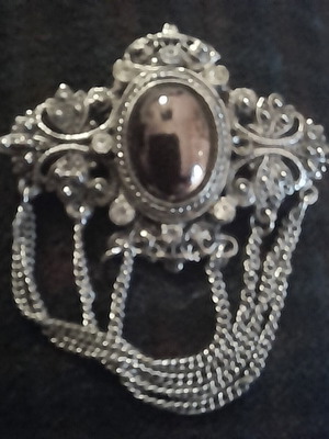 Metal vintage pins like new, set of 3 pieces