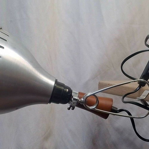 Ikea K0001 klemspot used with E27 fitting and cord