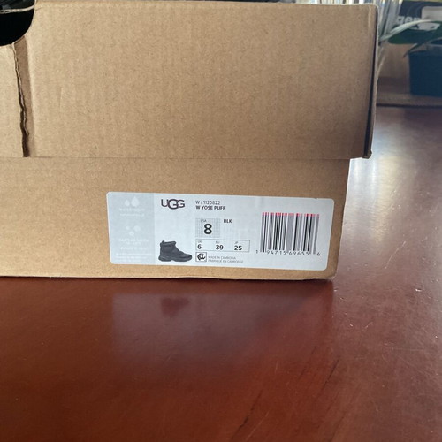Ugg ankle boots size 39 black like new