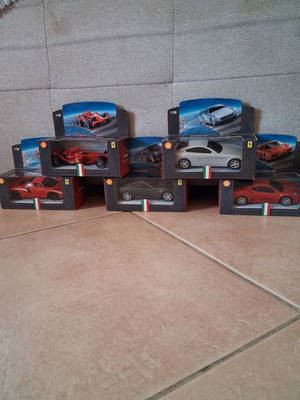 Συλλεκτικό σετ Ferrari Shell V-Power 5 μοντέλα κλίμακα 1:38 καινούργιο