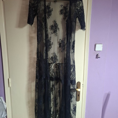 Kimono black transparent lace with floral patterns like new Benissimo