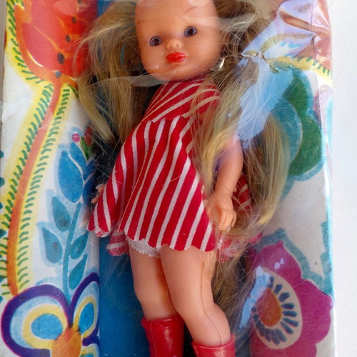 Nantia vintage baby doll 1970s, sealed