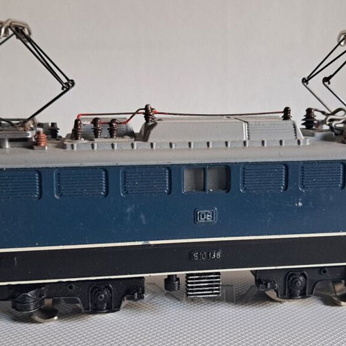 Vintage Trix Express 2243 DB E10 138 electric locomotive used in original box