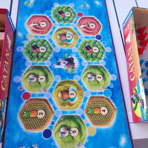 Catan Junior board game like new, missing one yellow pirate lair