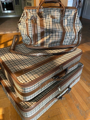 Jaguar Suitcases Made in Italy Set of 3 Like New