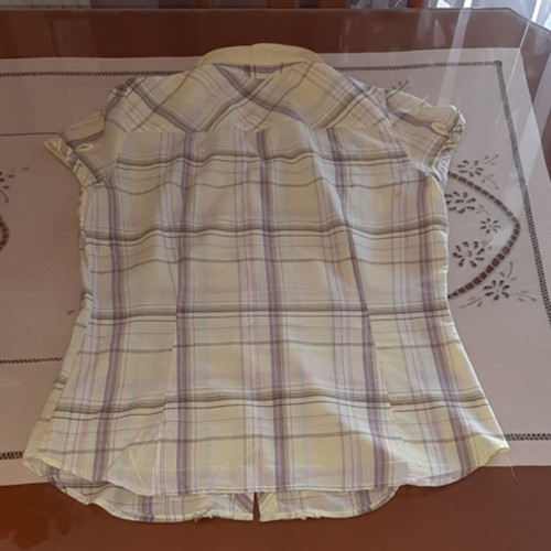 Women's summer shirt