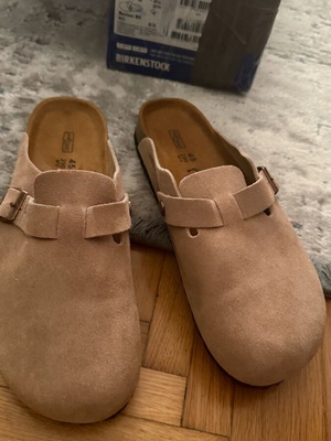 Birkenstock Boston σαγιονάρες καινούργιες, μέγεθος 45, μπεζ