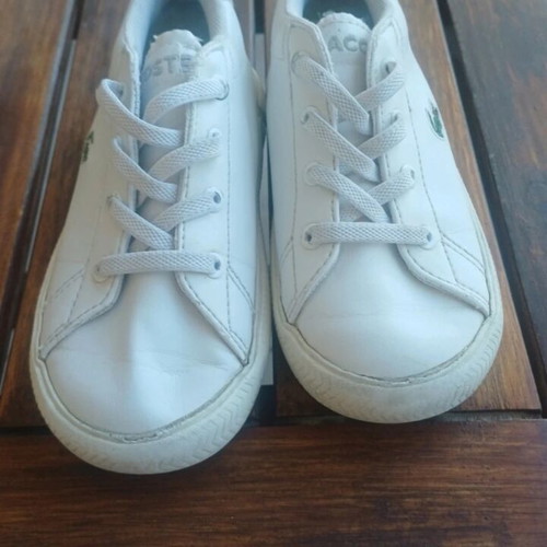 Lacoste kids shoes used, size 25, white