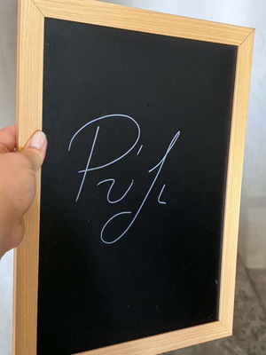Kadraki with liquid chalk marker, like new
