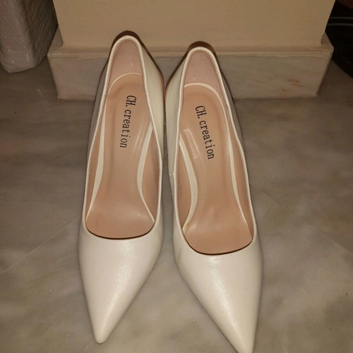 White summer pumps like new, size 37