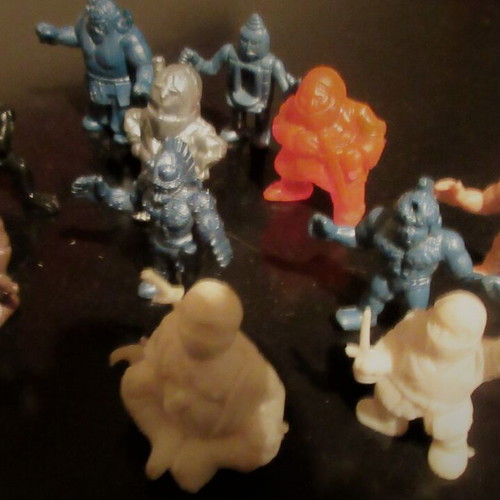 Lot of Exogini and Panose figures in various colors 80s like new