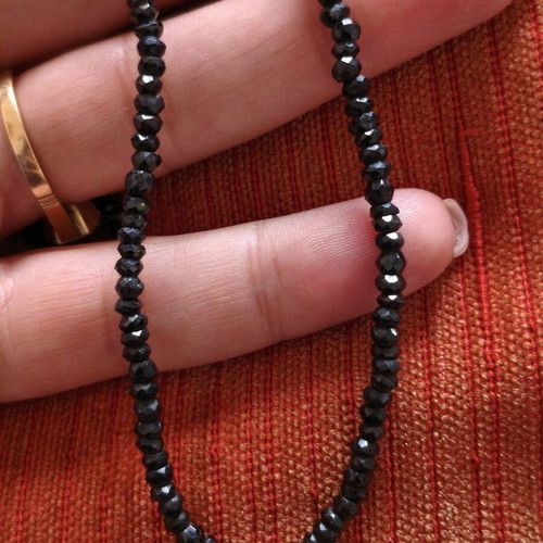 Choker necklace with faceted black spinel onyx style beads, like new