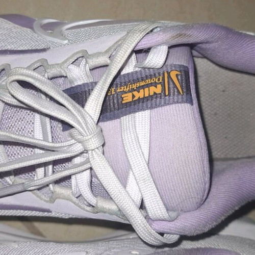 Nike women's athletic shoes used, size 37.5, white and purple