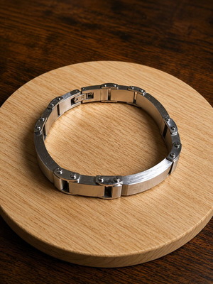 Men's stainless steel bracelet industrial style used