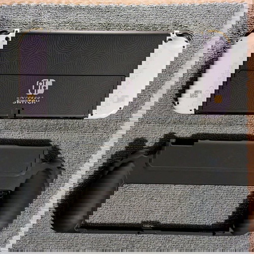 Nintendo Switch OLED Zelda Edition като нов с запечатани аксесоари