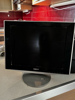 Used Sony computer monitor