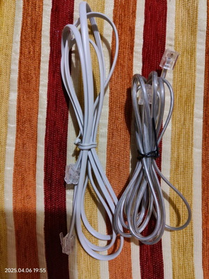 Phone cables like new, pack of 2